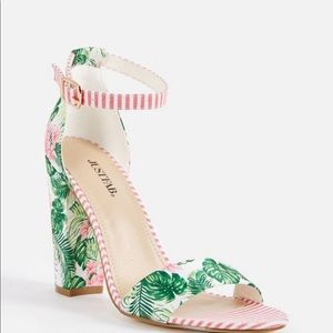 NWT Tropical Spring Summer Heeled Sandal Pumps